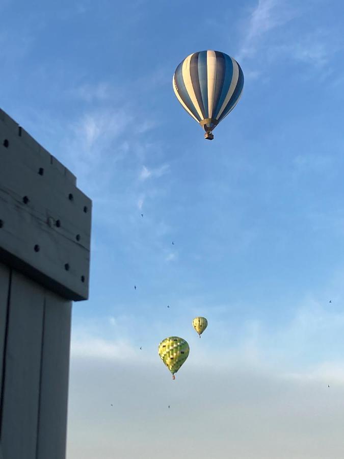 Le Secret Du Chat Cordes Sur Ciel Exteriör bild