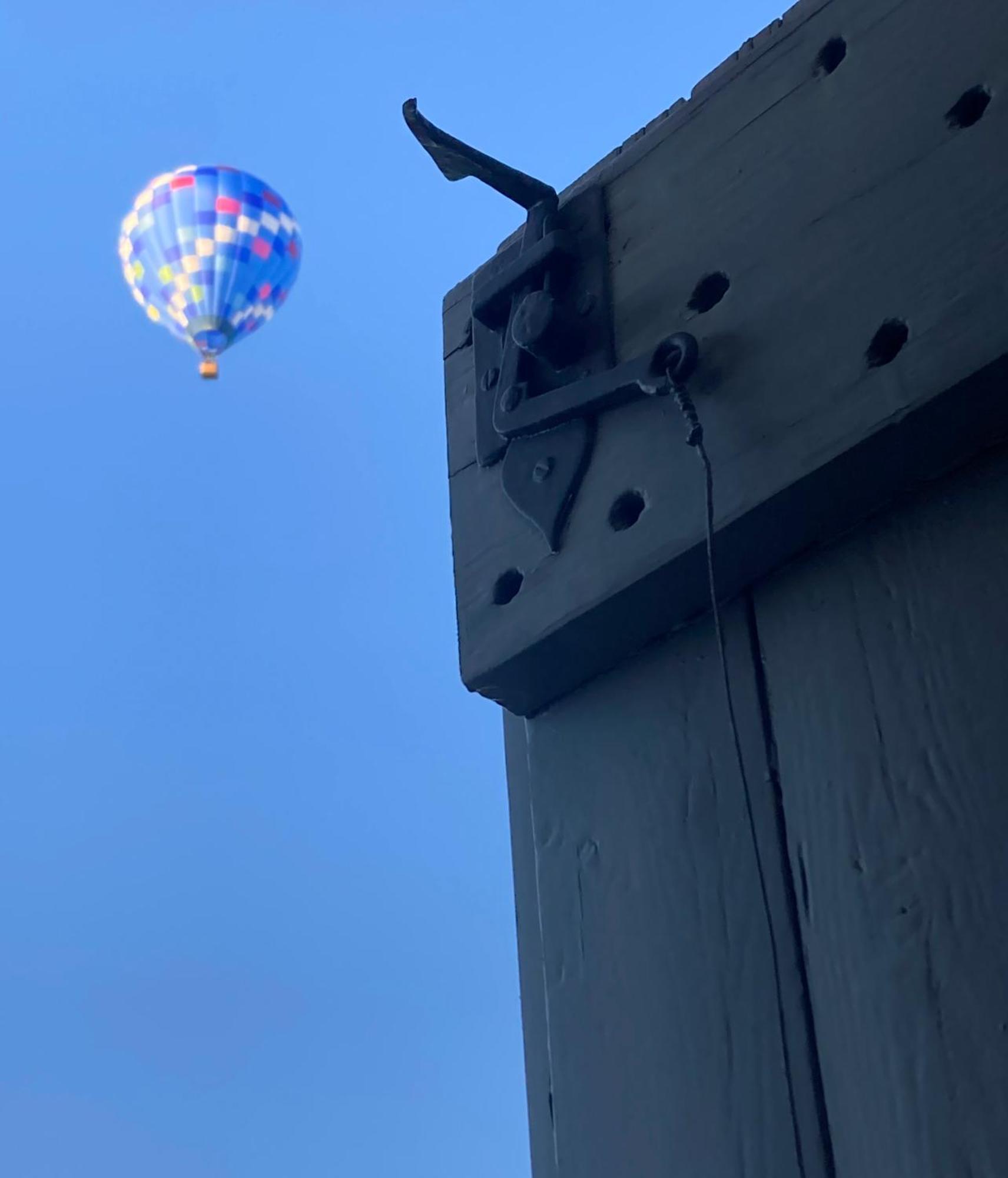 Le Secret Du Chat Cordes Sur Ciel Exteriör bild